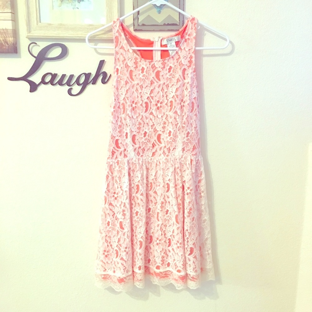 {Pinky} Lace and coral racerback dress, M